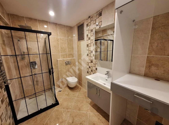 BÜYÜKÇEKMECE DE, DENİZ GÖREN,4+2,SİTEDE,KENDİNE AİT SAHİLİ OLAN