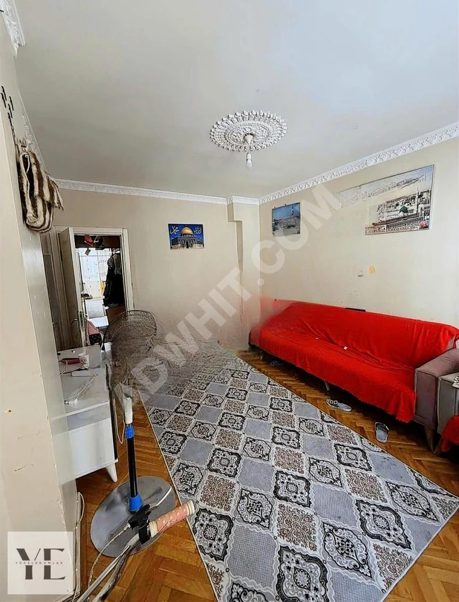 BAHÇELİEVLER 'DE 2+1 MÜKEMMEL KONUMDA YÜCELEN EMLAKTAN