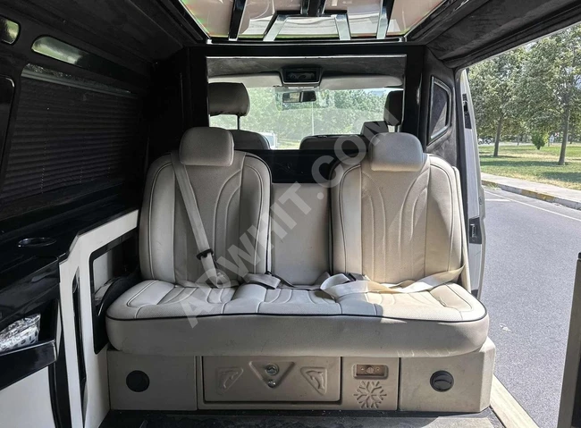 VW TRANSPORTER 2.0 TDI van, model 2014 - partition barrier + (9+1)