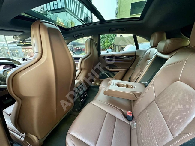 UNIVERSAL AUTO - MACAN 4 ELEKTRİK - TAM DOLU