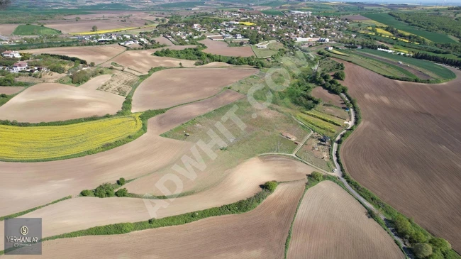 أرض زراعية مستقلة بمساحة 8,278 متر مربع بسند ملكية واحد داخل القرية في SİLİVRİ KURFALLI