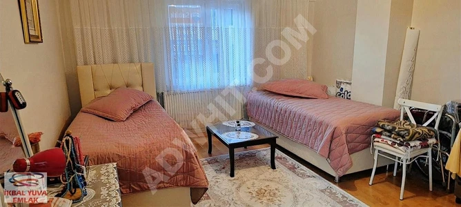 BEYLİKDÜZÜ GÜRPINAR ADNAN KAHVECİ DE SATLIK ARAKAT 3+1DAİRE