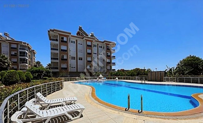 Antalya'da yatırım için uygun bir sitede uygun fiyatlı 2+1 daire satılıktır.