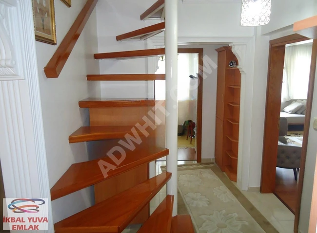 دوبلكس 5+1 للبيع بسقف مرتفع (230 متر مربع) مع شرفة واسعة