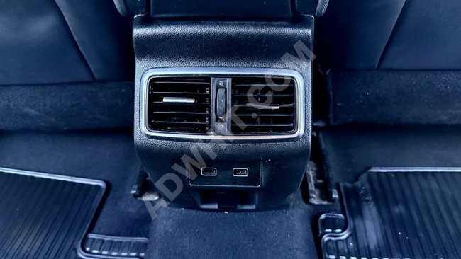 سيارة TOUCH MEGANE موديل 2021 من المالك مباشرة، بدون حوادث، أوتوماتيك، على عداد 115 ألف كيلومتر، فريدة من نوعها.