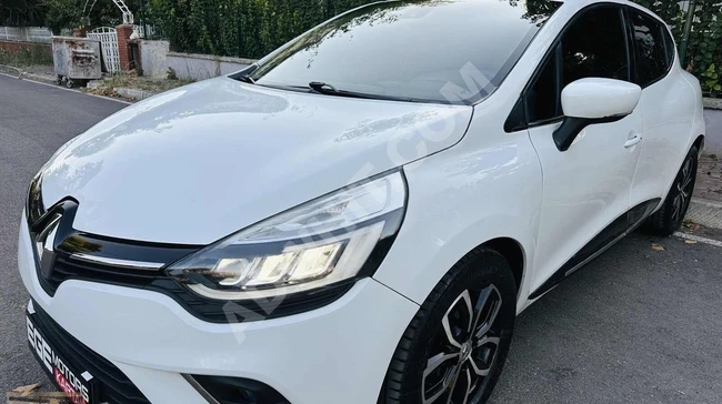 Renault Clio 1.5 Icon, model 2018, automatic / accident-free