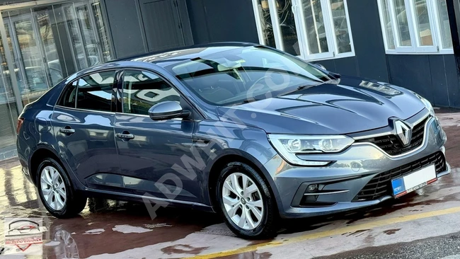 سيارة TOUCH MEGANE موديل 2021 من المالك مباشرة، بدون حوادث، أوتوماتيك، على عداد 115 ألف كيلومتر، فريدة من نوعها.