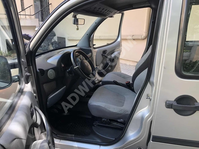 ميني فان DOBLO COMBİ  1.9 JTD TURBO ببابين جانبيين منزلقين، مكيف, بقوة 105 حصان