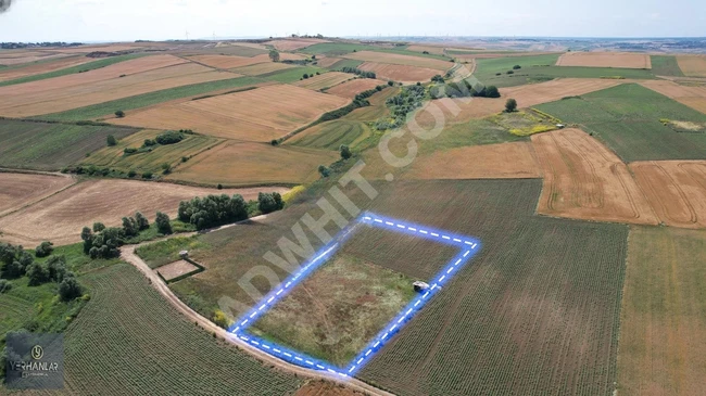 ÇATALCA ELBASANDA 4147 M2 YOLA PARSEL SATILIK ARSA TEK TAPU