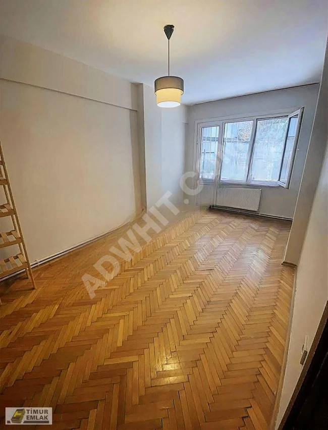 IHLAMUR KASRI MANZARALI TOPAĞACINA ÇIKARKEN