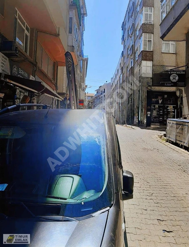SAPHİRE AVM ARKASI ANA CADDEYE YAKIN