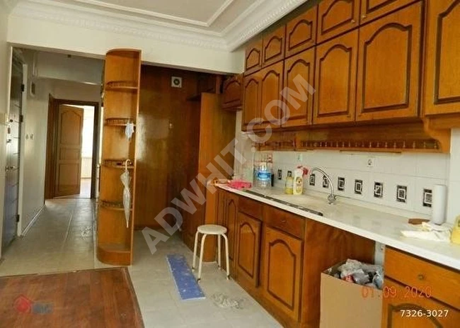 BEŞİKTAŞ ÇIRAĞAN CADDESİ PARALELİNDE  ÇOK MERKEZİ KONUMDA ARA KAT SATILIK DAİRE