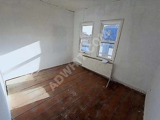 BEYKOZ TAM MERKEZ DE 3 KATLI 4+1 GENİŞ VERANDALI KULLANIŞLI KÖŞK