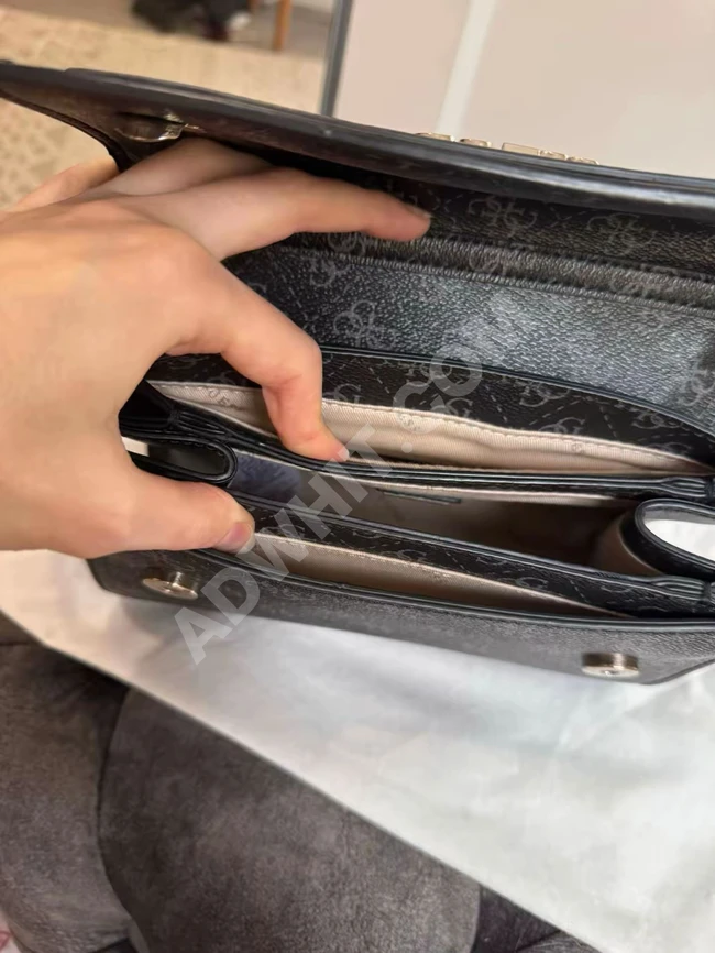 GUESS Amerikan çantası