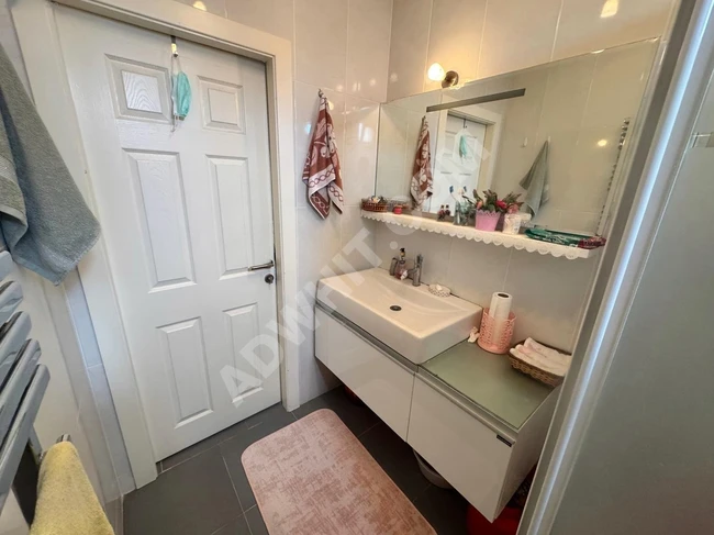 شقة للبيع (2+1) منفردة كبيرة الطابق الأوسط في ATALAR