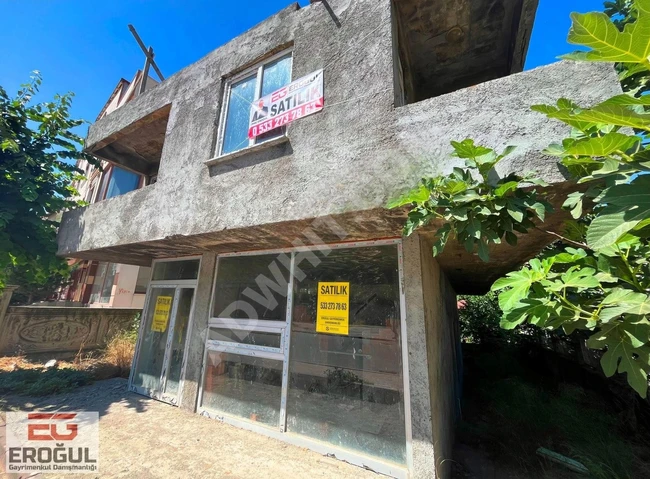 Land for sale with an area of 286 square meters on the road in DARICA