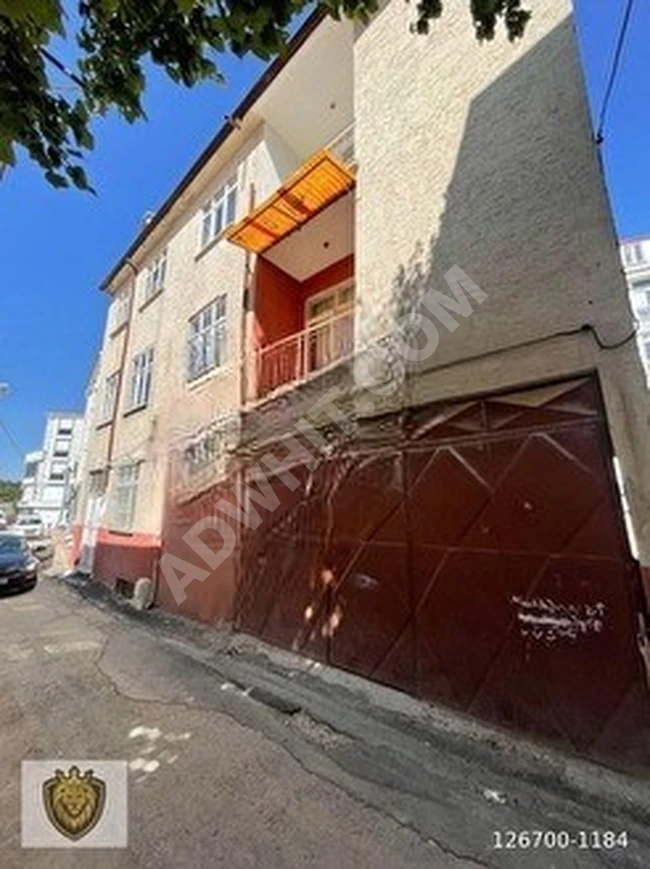 Independent building consisting of 3 floors for sale in the city center