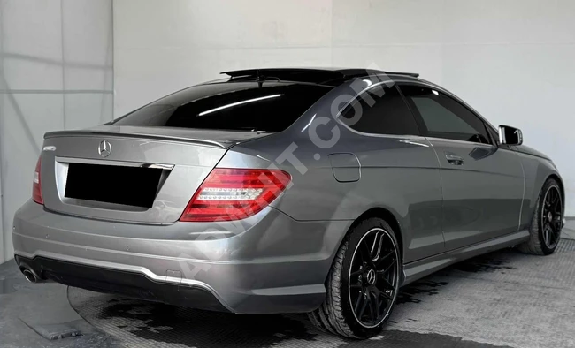 MERCEDES C 180 AMG car, 2014 model, with full specifications.