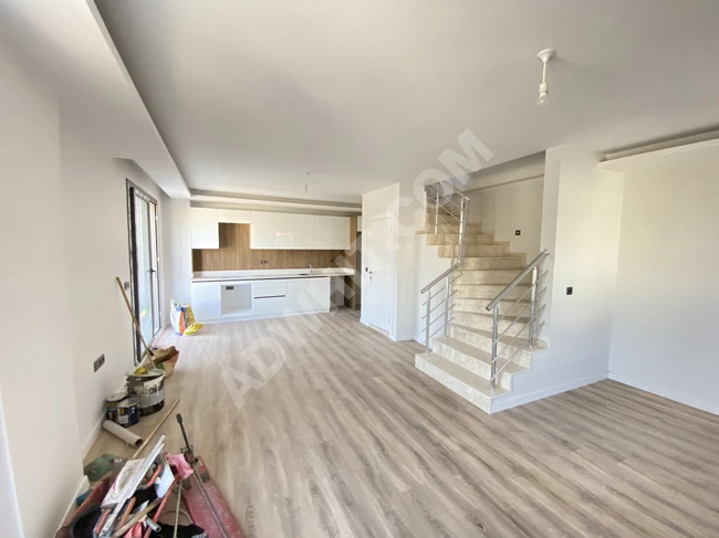 Seferihisar Ürkmez De Full Deniz Bahçeli Satılık 2+1 Villa