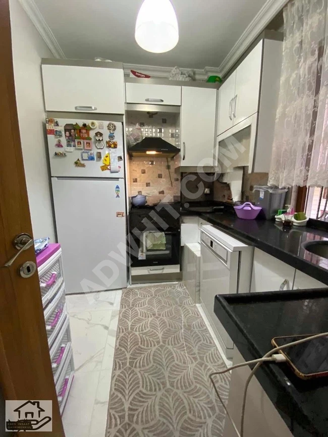 للبيع شقة 2+1 فاخرة بمساحة  80 م² طابق ارضي مرتفع في YENİMAHALLE