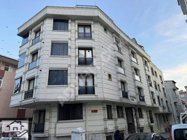 ENES'TEN YEŞİLOVA MAH KÖŞE BAŞI SATILIK KOMPLE BİNA