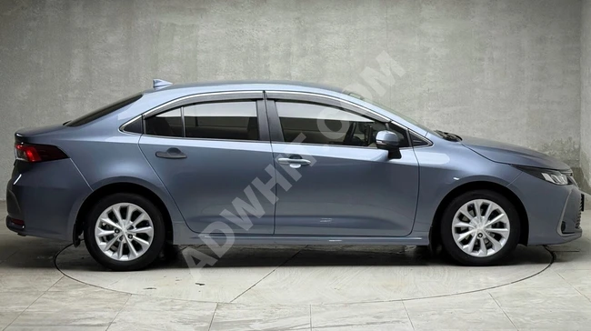 TOYOTA COROLLA 1.5 DREAM car, free of defects, no paintwork, no replaced spare parts, no accidents.