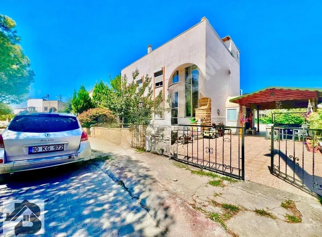 ⫸AKÇAY BEST EMLAKTAN⫷ KENDİNE AİT HAVUZLU OTOPARKLI 3+1 MÜSTAKİL