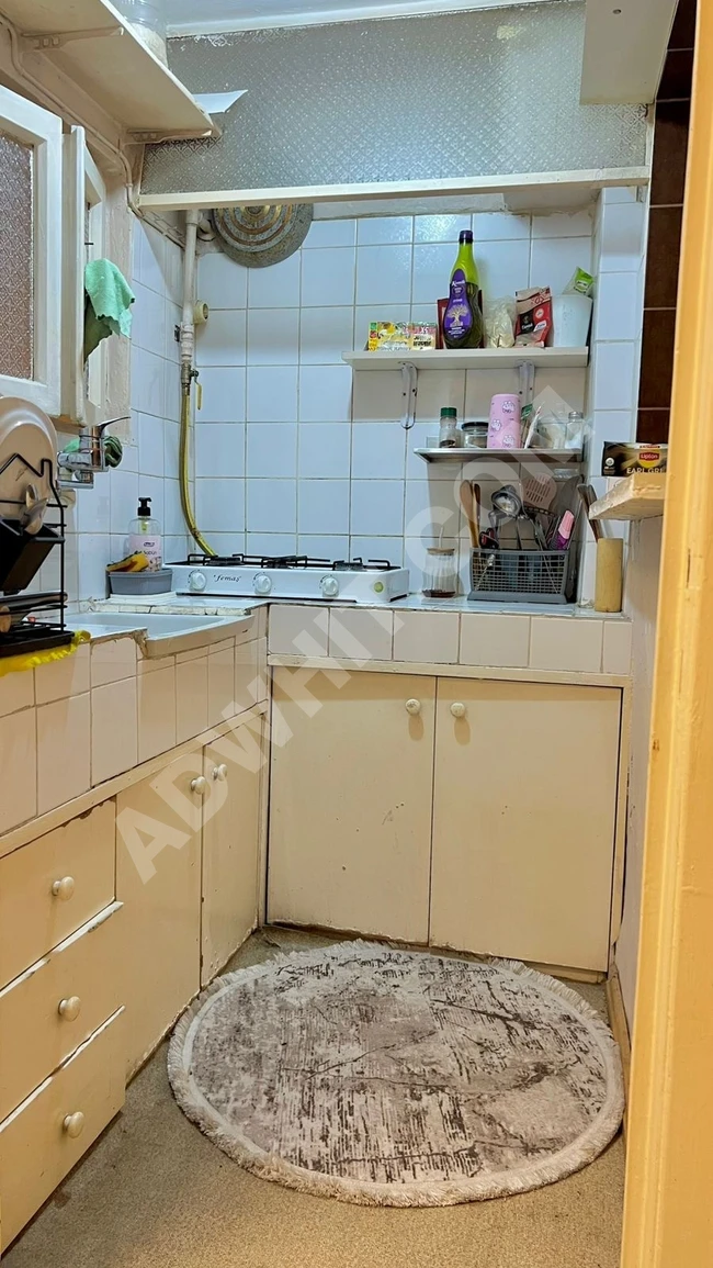 Şişli'de ulaşıma yakın kiralık oda.