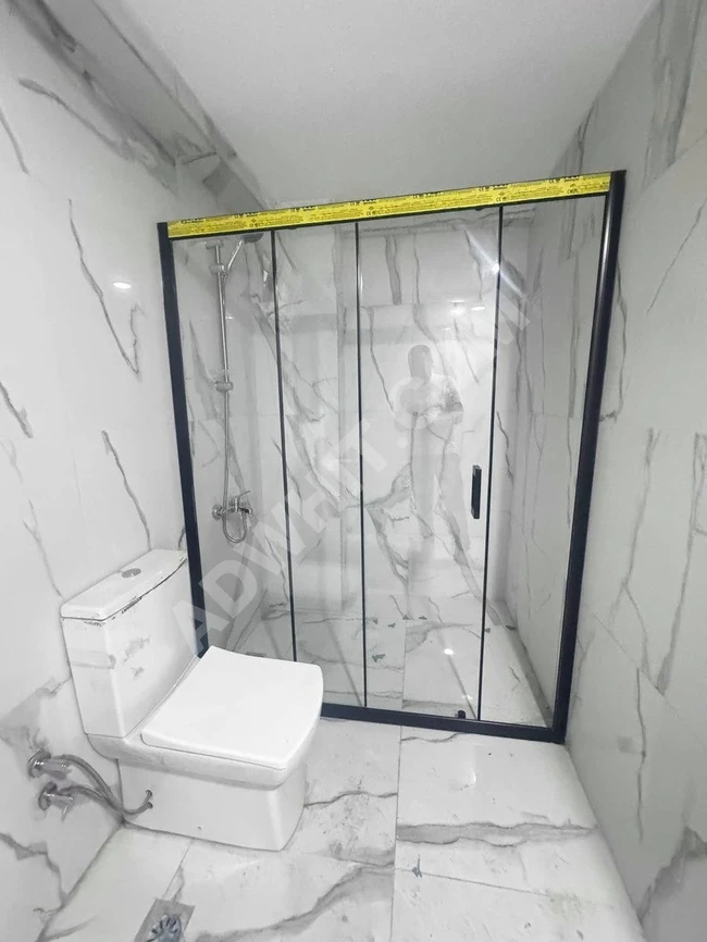 MAHMUTBEY CD YAKINI İSKANLI SIFIR 1+1 AYRI MUTFAK BKATI DAİRE