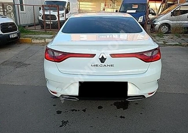 2022 model automatic car for 890,000 on loan – 81,000 km mileage – 18 months installment plan on card