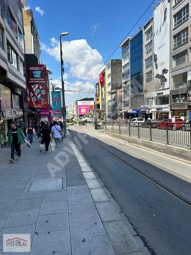 KADIKÖY ALTIYOLDA BULVAR ÇARŞISINDA ÇAY OCAĞI RUHSATLI DÜKKAN