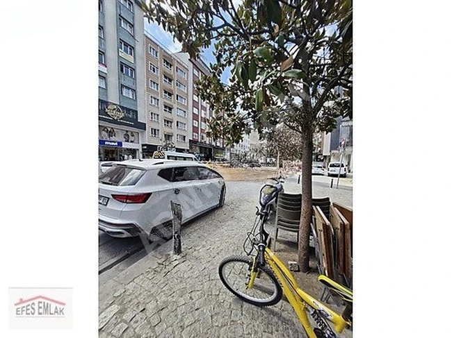 ÜMRANİYE SON DURAKTA CANPARK AVM YE YAKIN DÜKKAN