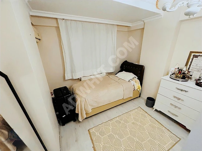 EV-YAP'TAN BAHÇELİEVLER YAYLA MERKEZ YENİ BİNADA 3+1 KÖŞE