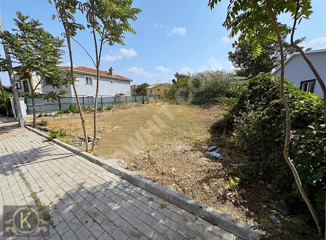 KARABAY'DAN ÇATALCA MERKEZDE MÜSTAKİL 2,5 KAT VİLLA İMARLI ARSA