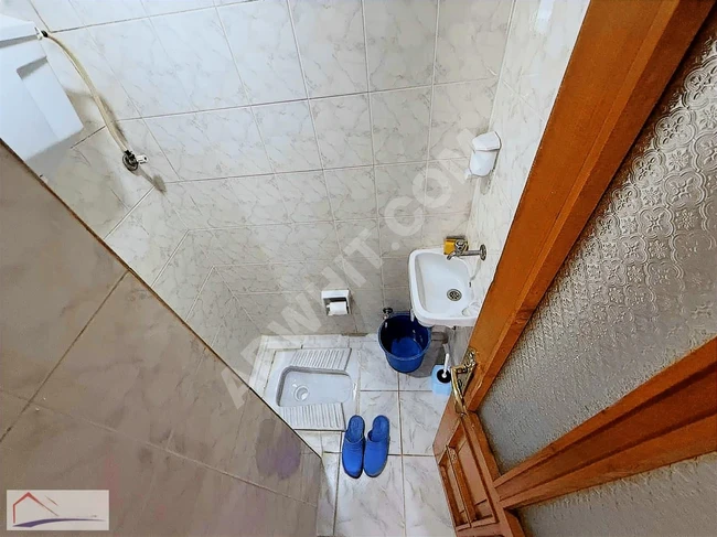 ''Inter World'' İçi Dışı Bakımlı 3 Katlı Bina 184,58m² Üzerinde