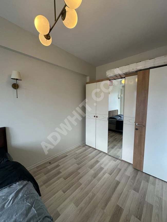 شقة مؤثثة بالكامل للبيع ضمن مجمع سكني في اسطنبول بسعر مغري 