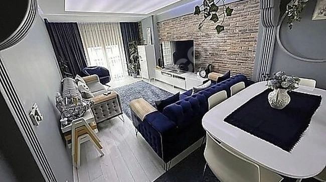 ASANSÖRLÜ 3+1 ULTRA LÜKS KOMUNLU AÇIILIR -KAPANIR TERASLI DUBLEX