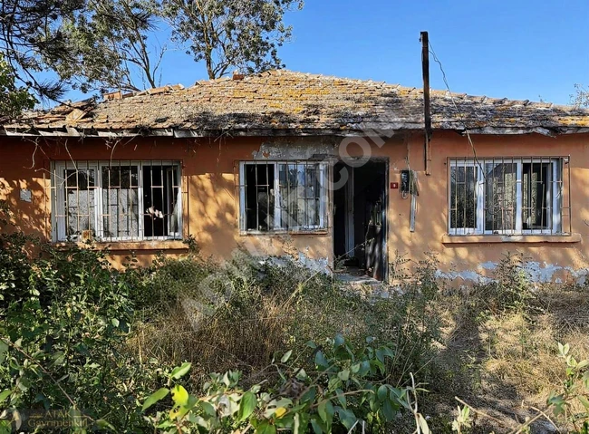 Independent house for sale with an area of 265 square meters in KABAKÇA.