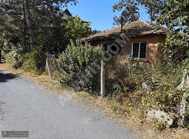 Independent house for sale with an area of 265 square meters in KABAKÇA.