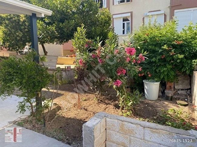 SATILIK DAİRE FİYATINA  AYVALIK SARMISAKLI KÜÇÜKKÖY MAH. DENİZE, SAHİLİ  300 METREDE TRIPLEKS VİLLA