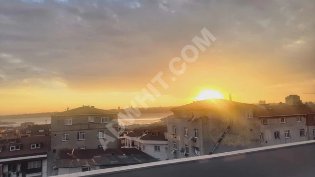 İstanbul'da deniz manzaralı acil satılık daire... Çok cazip fiyata.