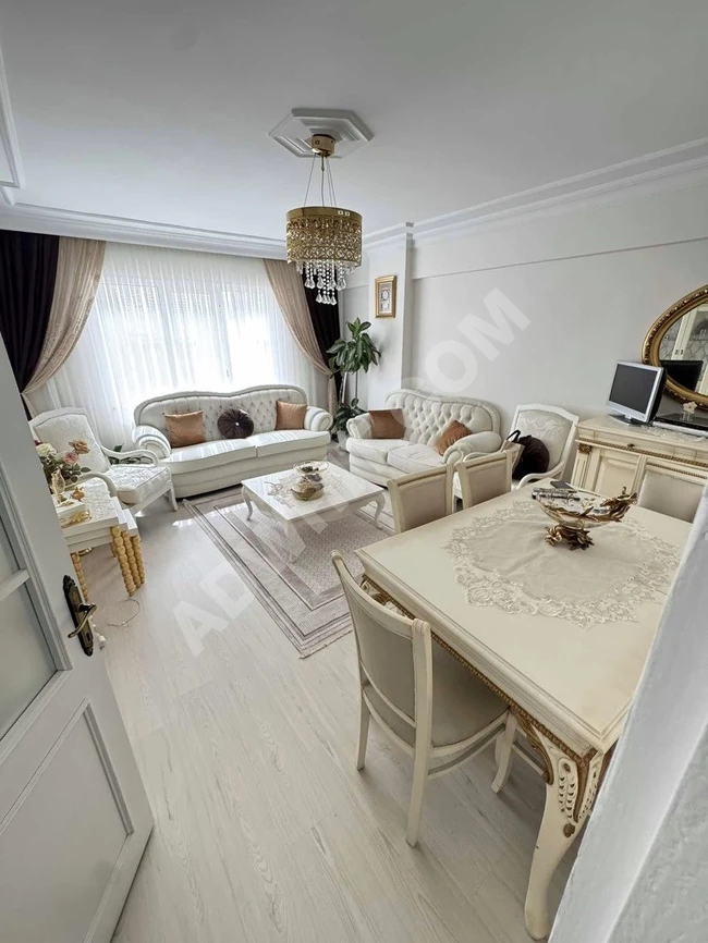 AKANSUDAN ÜMRANİYE ÇARŞI MEYDANDA KOCAMAN DUBLEX DAİRE