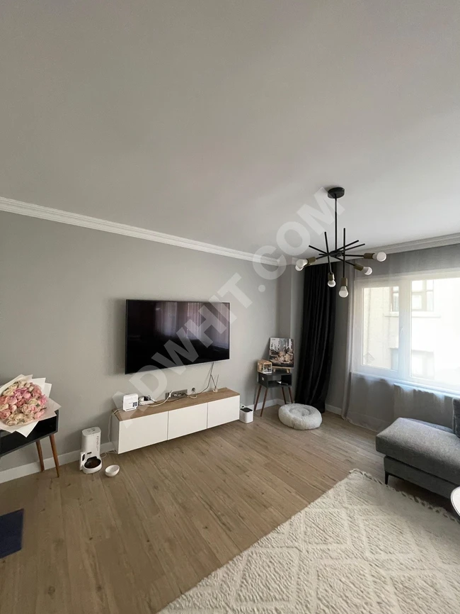 Kiralık Oda – 4+1 Ev (Nişantaşı)