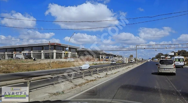 محل تجاري ذو قيمة اعتبارية في مركز تجارة معارض السيارات في ÇERKEZKÖY