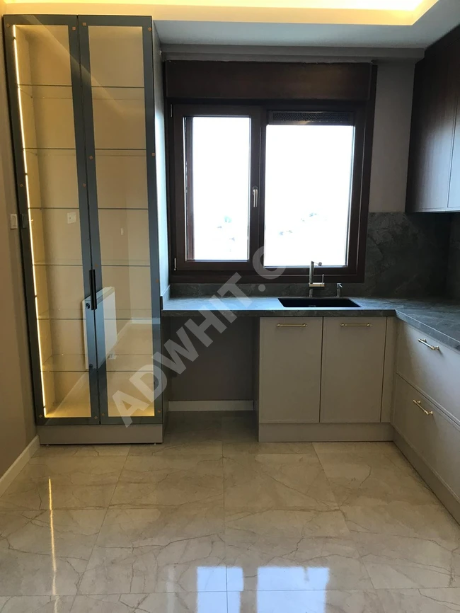 KAZASKER MİNÜBÜS CADDESİ ÜZERİNDE DENİZ MANZARALI 7+2 DUBLEX