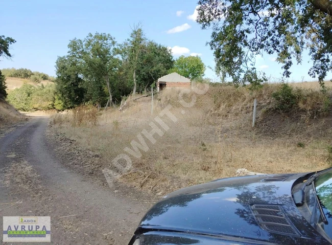 AVRUPA GAYRİMENKUL'den 533 m2 YOL CEPHELİ MÜSTAKİL GİTTİ GİDİYOR