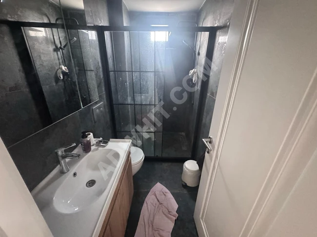 İSTANBUL SİLİVRİ AKÖREN MAHALLESİ 2000M2 ARSA İÇİNDE 2 KATLI