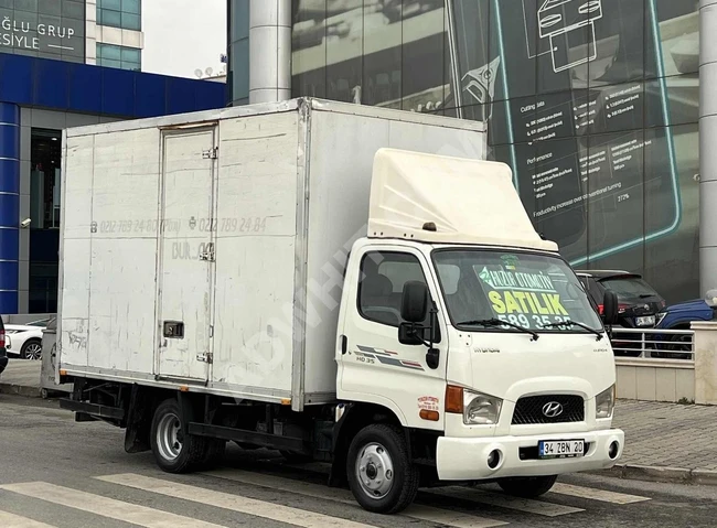 HUZUR'DAN 2011 HD-35 KAPALI MOBİLYA KASA HATASIZ TEMİZ KAMYONETT