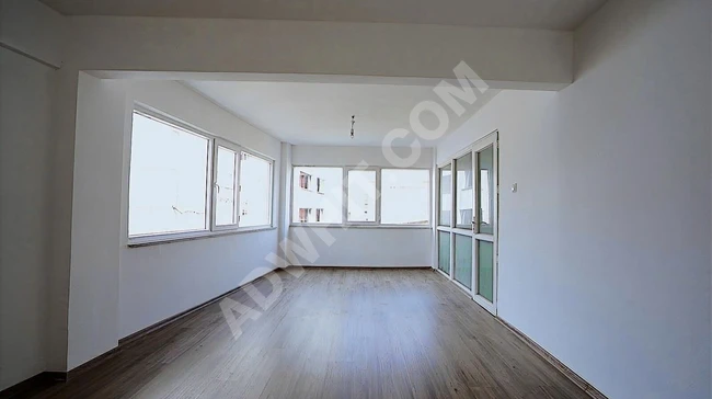 VİZYON'DAN KARAKÖY DE KİRALIK 3.KATTA 3 BÖLÜMLÜ OFİS