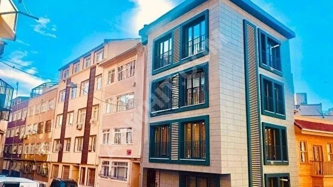 Cihangir Firüzağada Merkeze Yakın Konumda Balkonlu Aydınlık Bakımlı Kombili Daire (2+1)(100m2) Daire